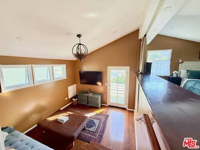 $6,800 | 370 Main Street, Los Alamos, CA 93440