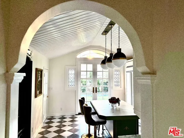 $6,800 | 370 Main Street, Los Alamos, CA 93440