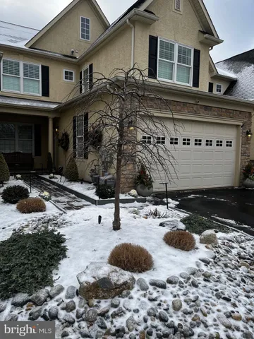 $949,000 | 580 Farmdale Circle, Blue Bell, PA 19422