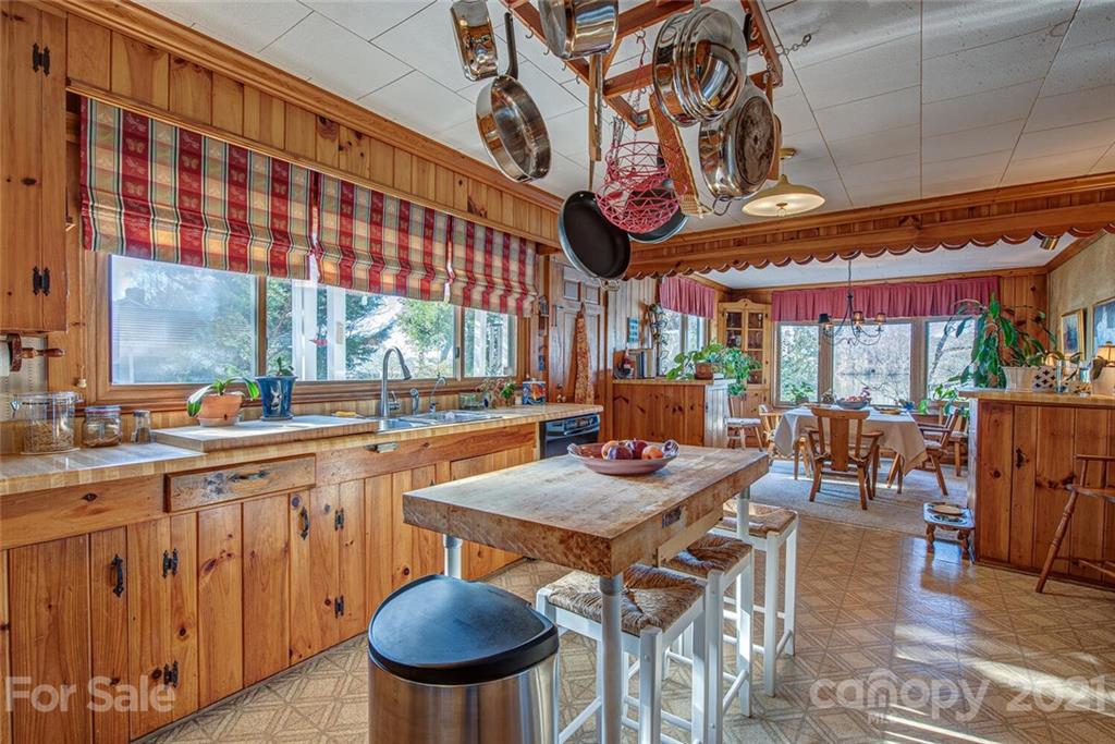 6501 Amos Smith Road Charlotte, NC 28214 - Photo 25 of 37 Gallery Image 25