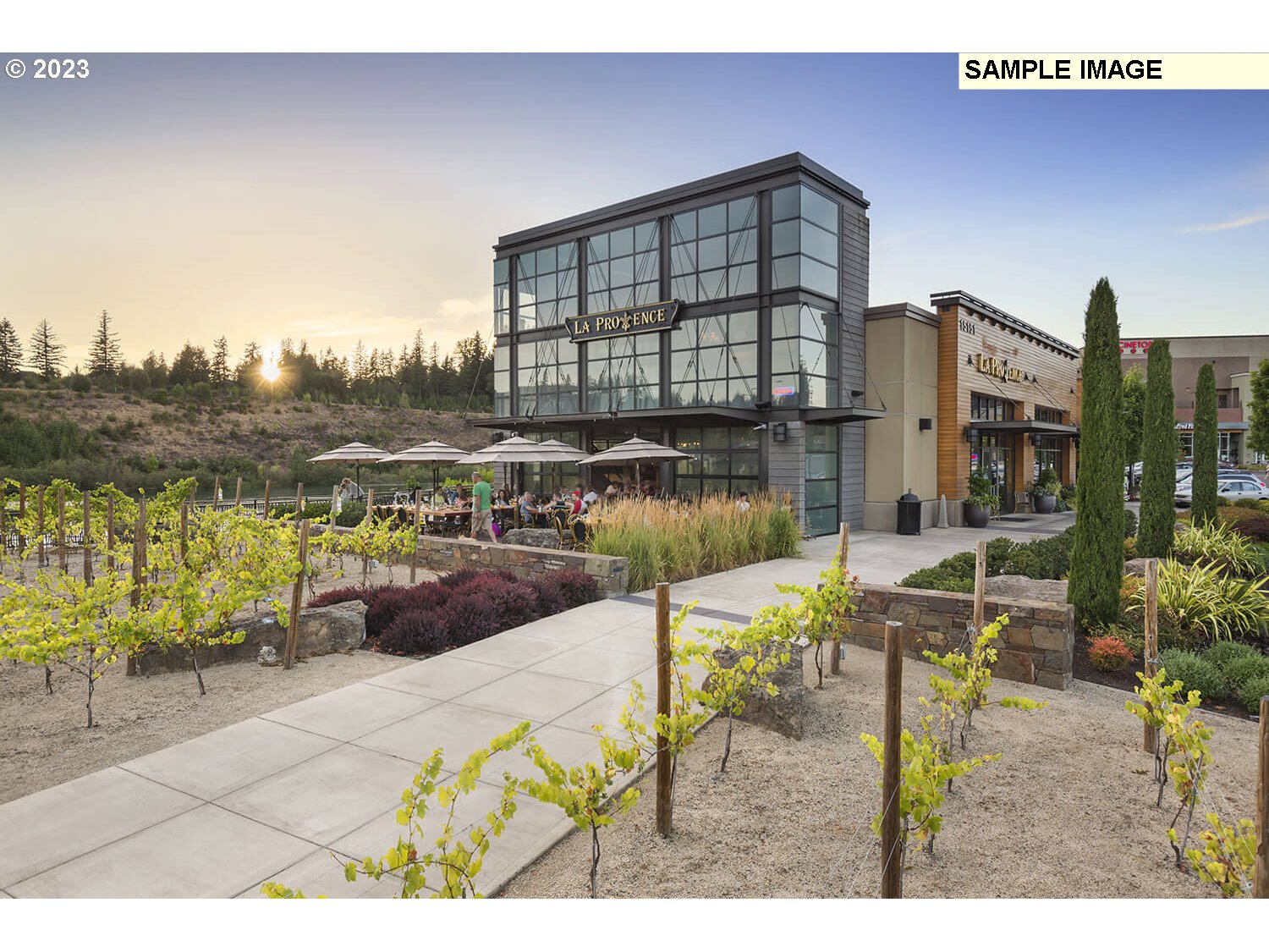 16559 Southwest Jean Louise Road, Unit L43 Tigard, OR 97007 - Photo 18 of 20 Gallery Image 18