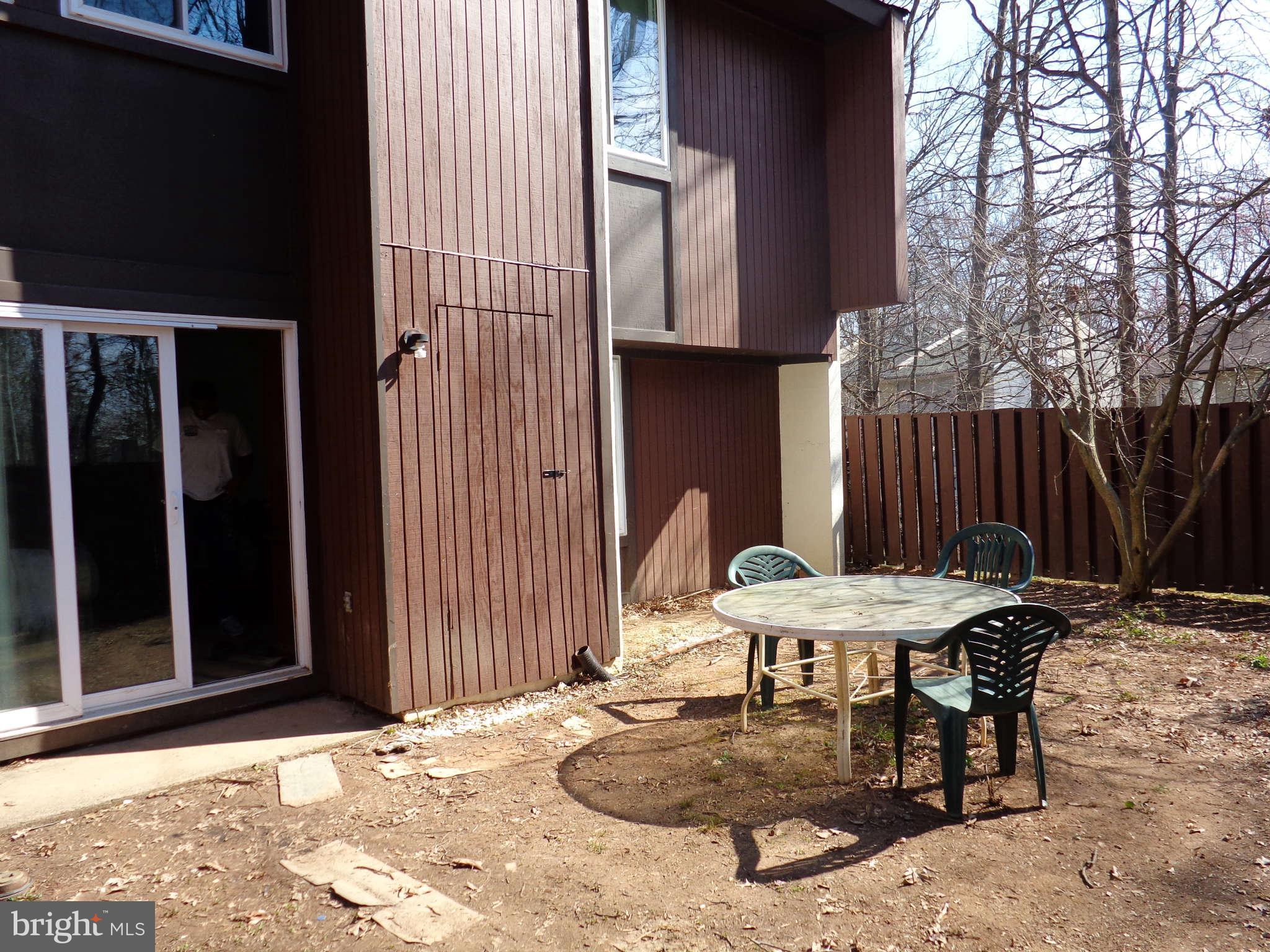 2249 Southgate Square Reston, VA 20191 - Photo 3 of 6 a outdoor space with furniture