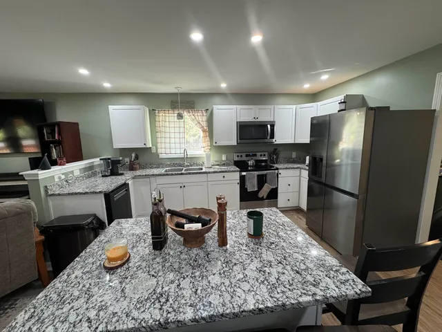 $350,000 | 683 Water Street, Bennington, VT 05257