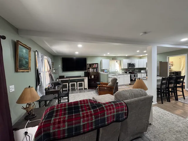 $350,000 | 683 Water Street, Bennington, VT 05257