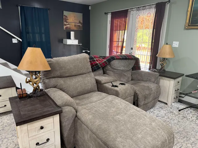 $350,000 | 683 Water Street, Bennington, VT 05257