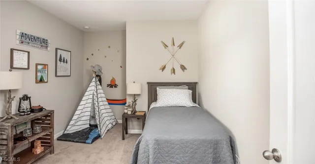 $374,900 | 2059 South Montana Circle, LaBelle, FL 33935