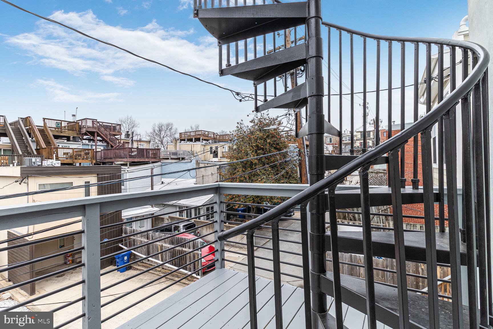 226 South Madeira Street Baltimore, MD 21231 - Photo 19 of 21 a view of a balcony