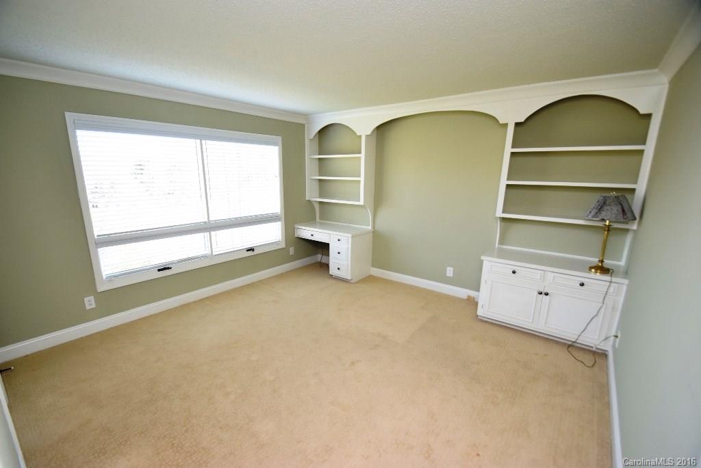 8736 Reedy Creek Road Charlotte, NC 28215 - Photo 14 of 19 Gallery Image 14