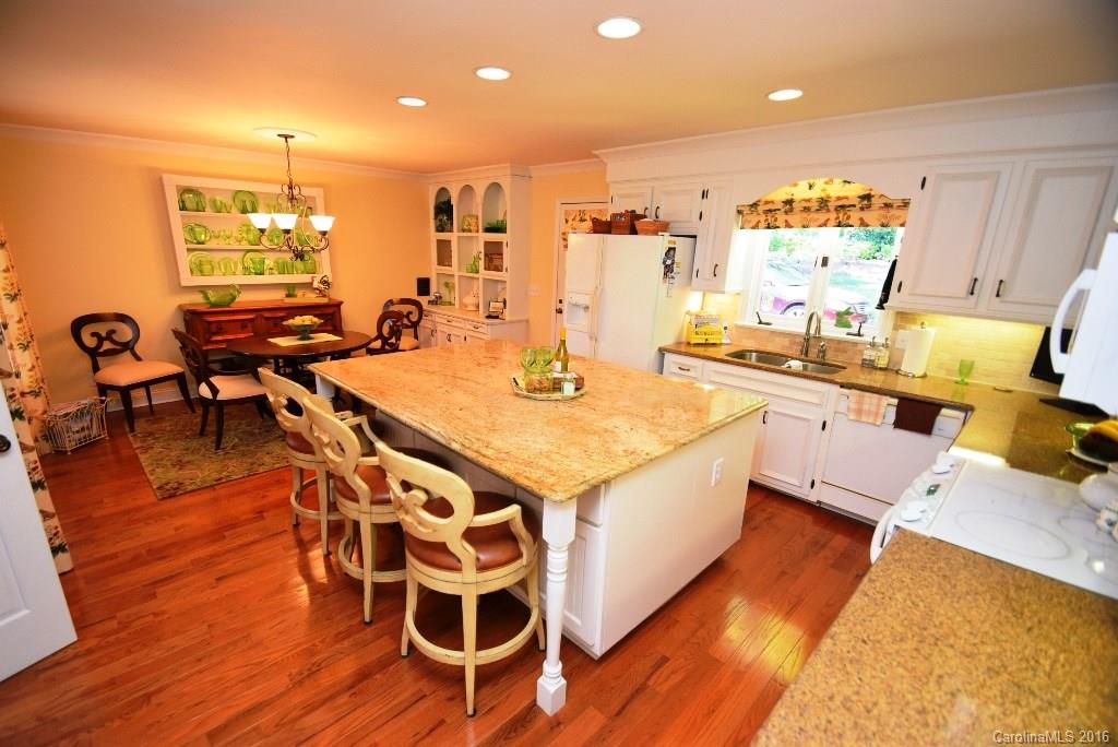 8736 Reedy Creek Road Charlotte, NC 28215 - Photo 4 of 19 Gallery Image 4