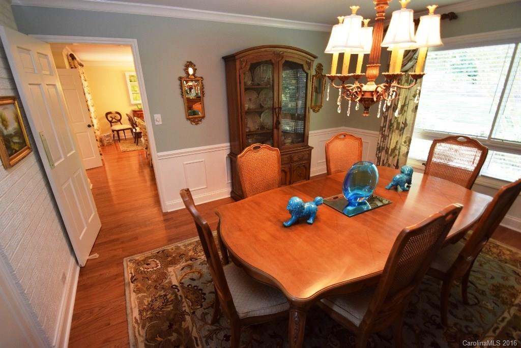 8736 Reedy Creek Road Charlotte, NC 28215 - Photo 7 of 19 Gallery Image 7