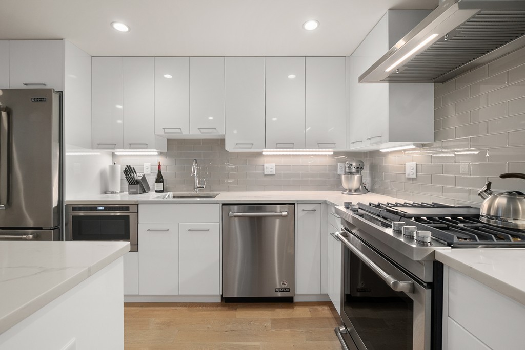 288 Marginal Street, Unit 2 Boston, MA 02128 - Photo 13 of 22