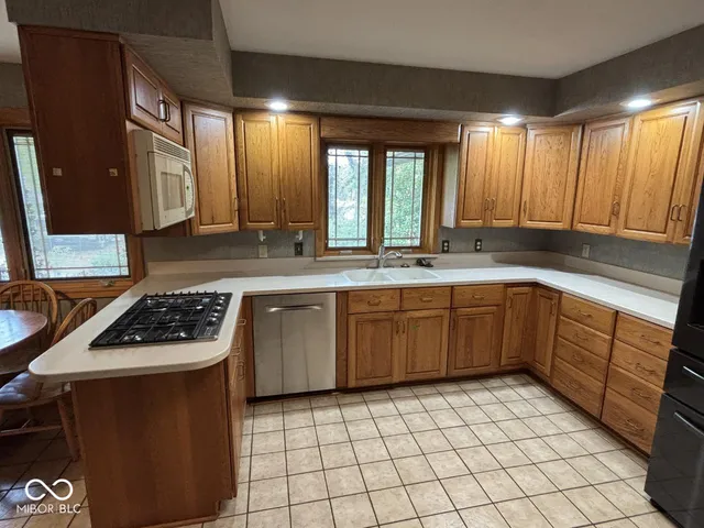 $229,000 | 2701 West Petty Road, Muncie, IN 47304