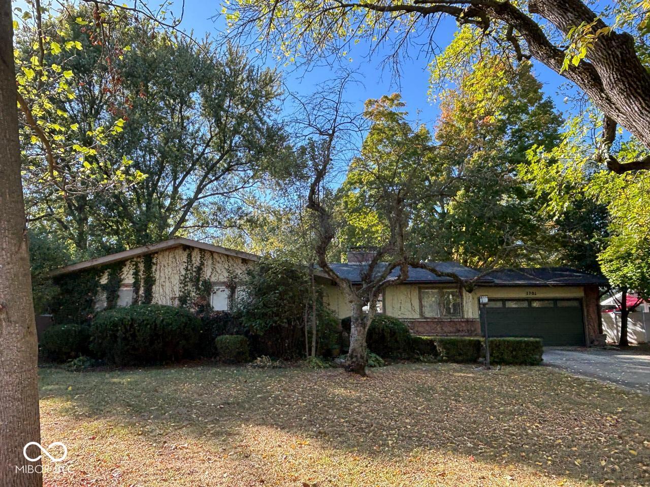 2701 West Petty Road Muncie, IN 47304 - Photo 2 of 50