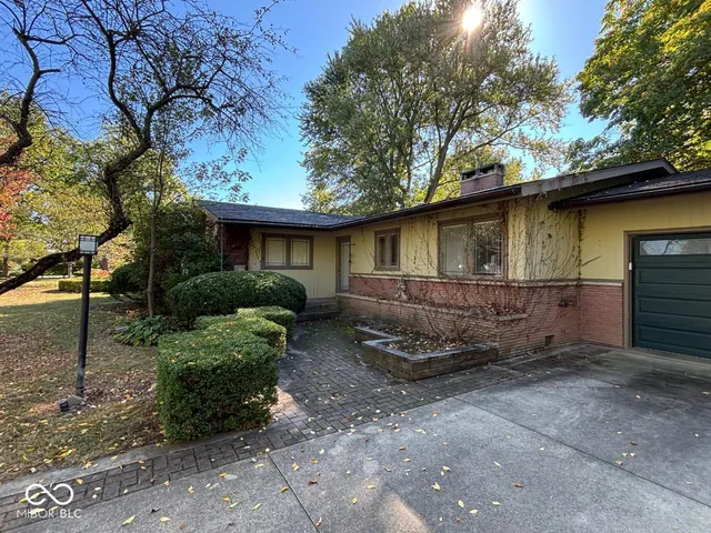 $229,000 | 2701 West Petty Road, Muncie, IN 47304