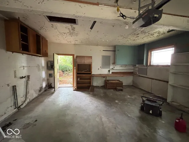 $229,000 | 2701 West Petty Road, Muncie, IN 47304