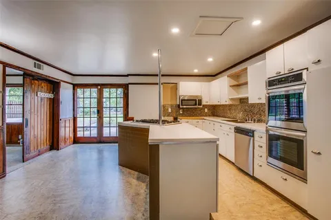 $699,000 | 7937 Deer Trail Drive, Dallas, TX 75238