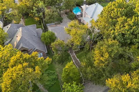 $699,000 | 7937 Deer Trail Drive, Dallas, TX 75238