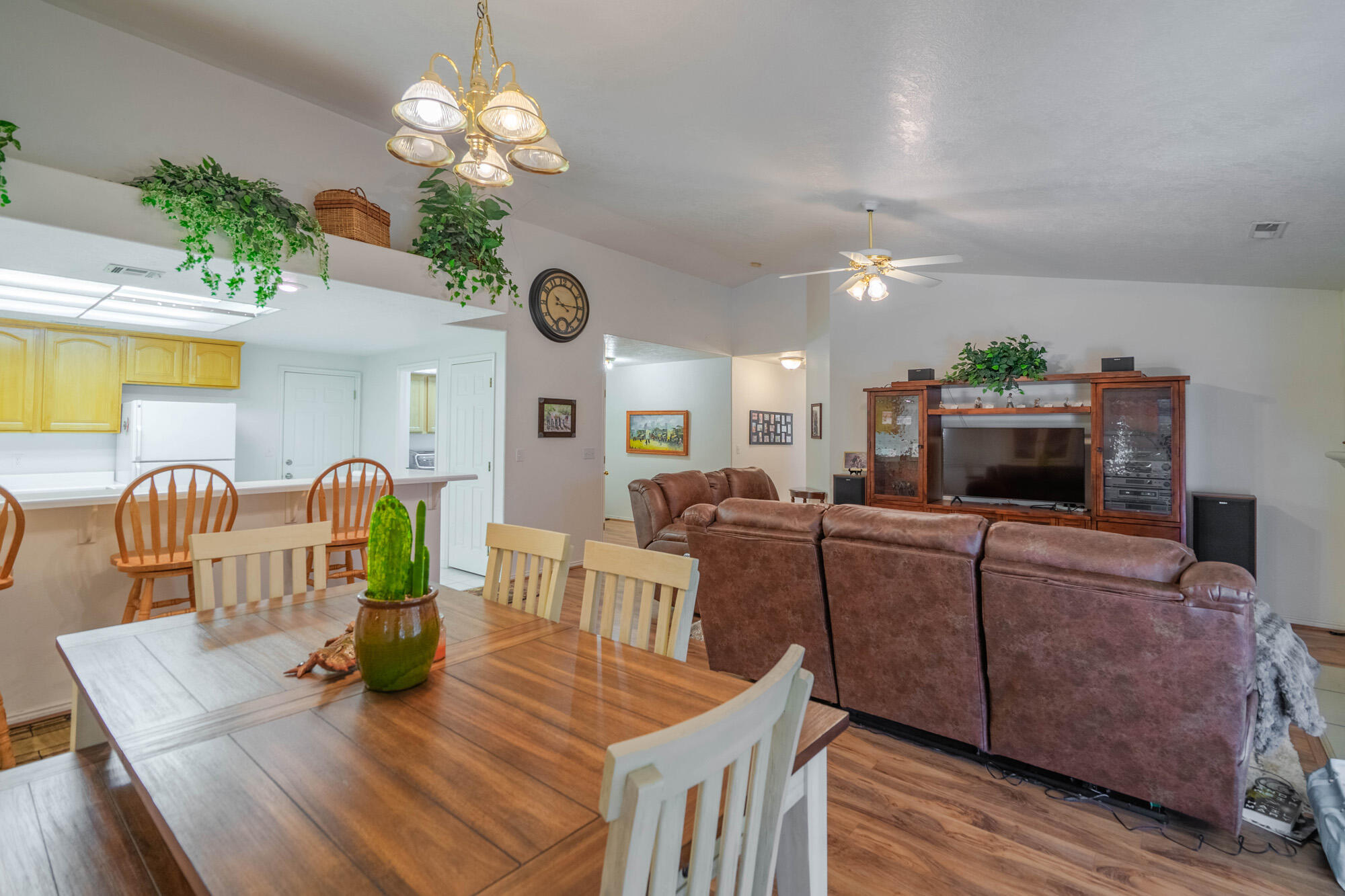 1825 West Mathis Park Place, Unit 5 St. George, UT 84770 - Photo 14 of 57 1825 W Mathis Park Pl #5 -021