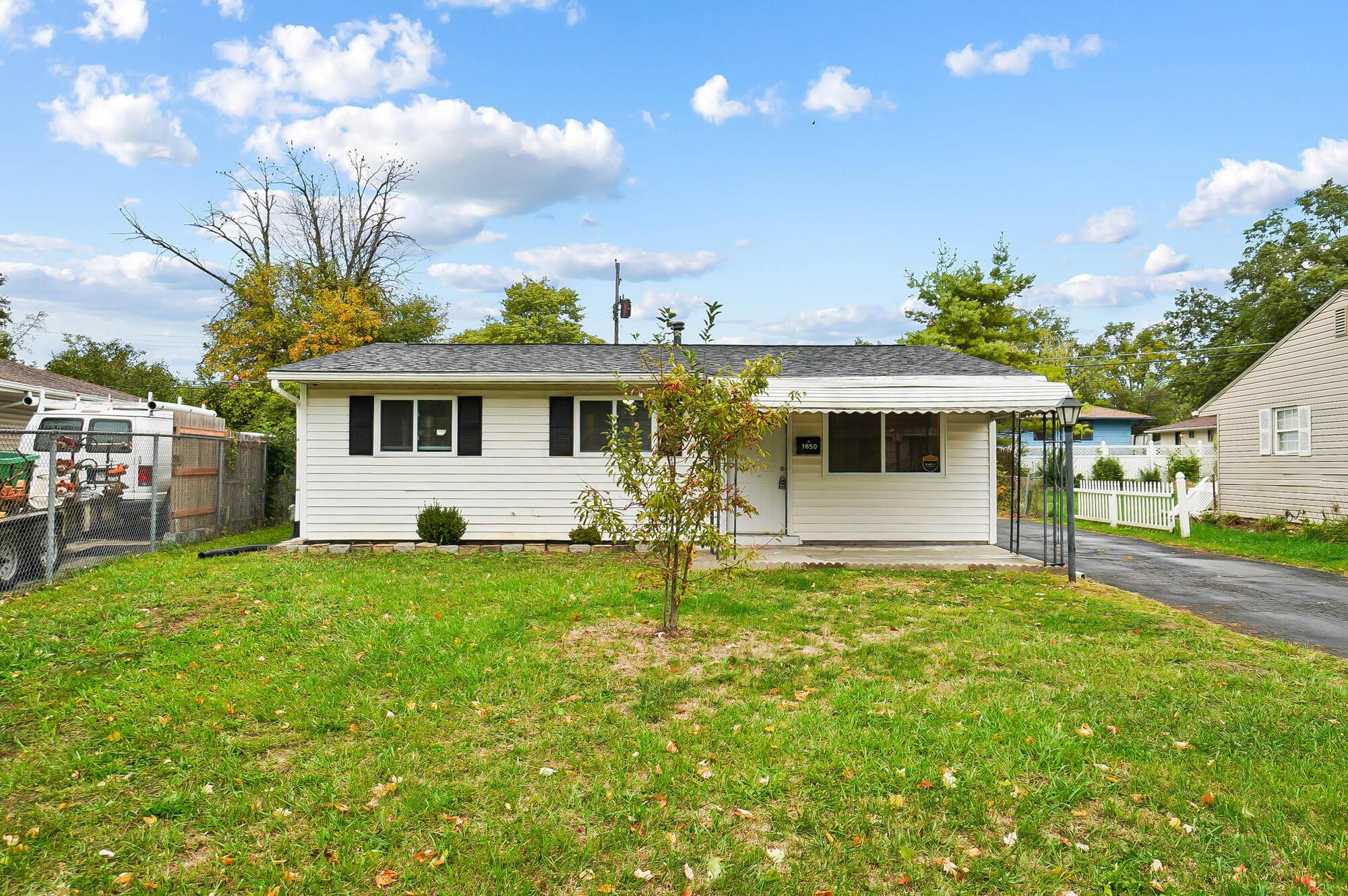 1650 Page Road Columbus, OH 43207 - Photo 3 of 42 002