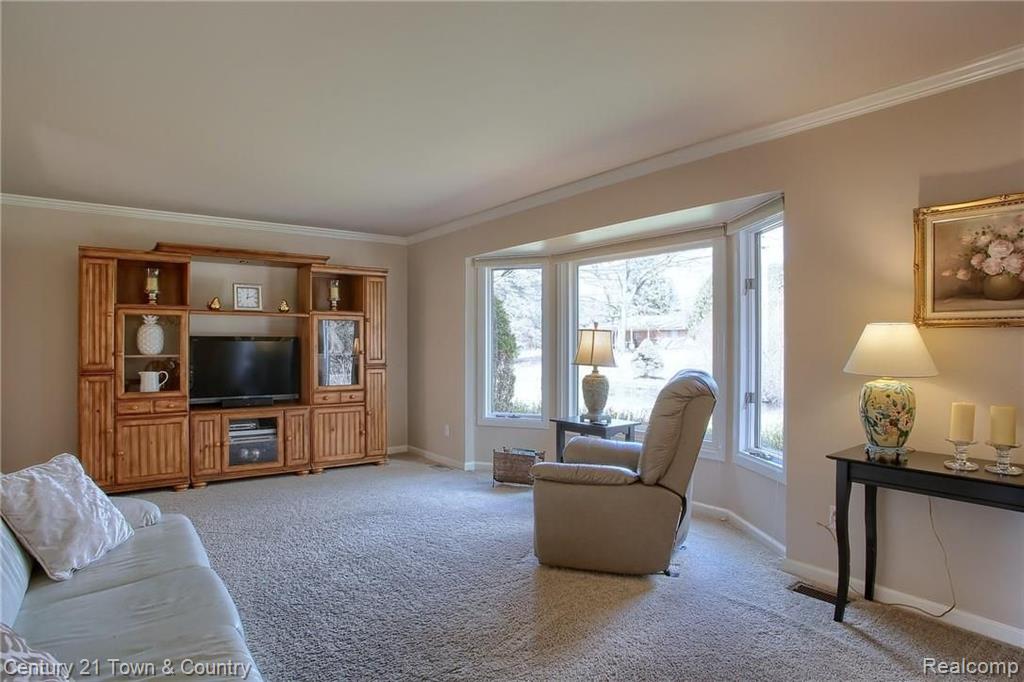 2300 Kingsford Road Rochester Hills, MI 48309 - Photo 5 of 32