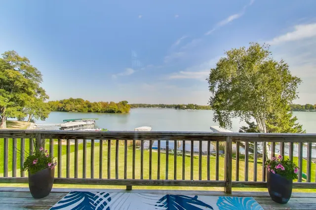 $1,899,000 | 3711 Lake Street, Burlington, WI 53105
