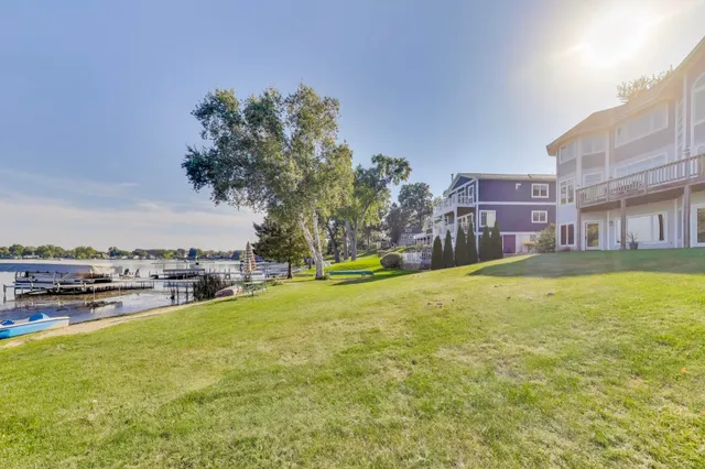 $1,899,000 | 3711 Lake Street, Burlington, WI 53105