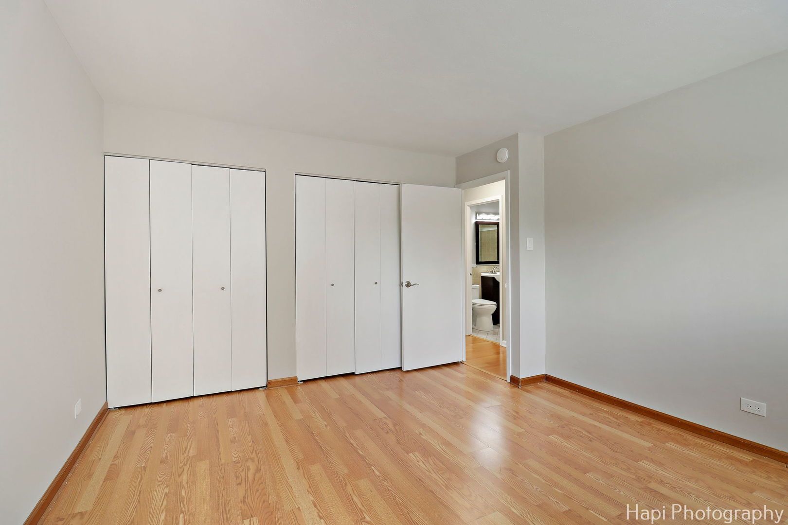 1567 Ridge Avenue, Unit 401 Evanston, IL 60201 - Photo 14 of 27 Gallery Image 14
