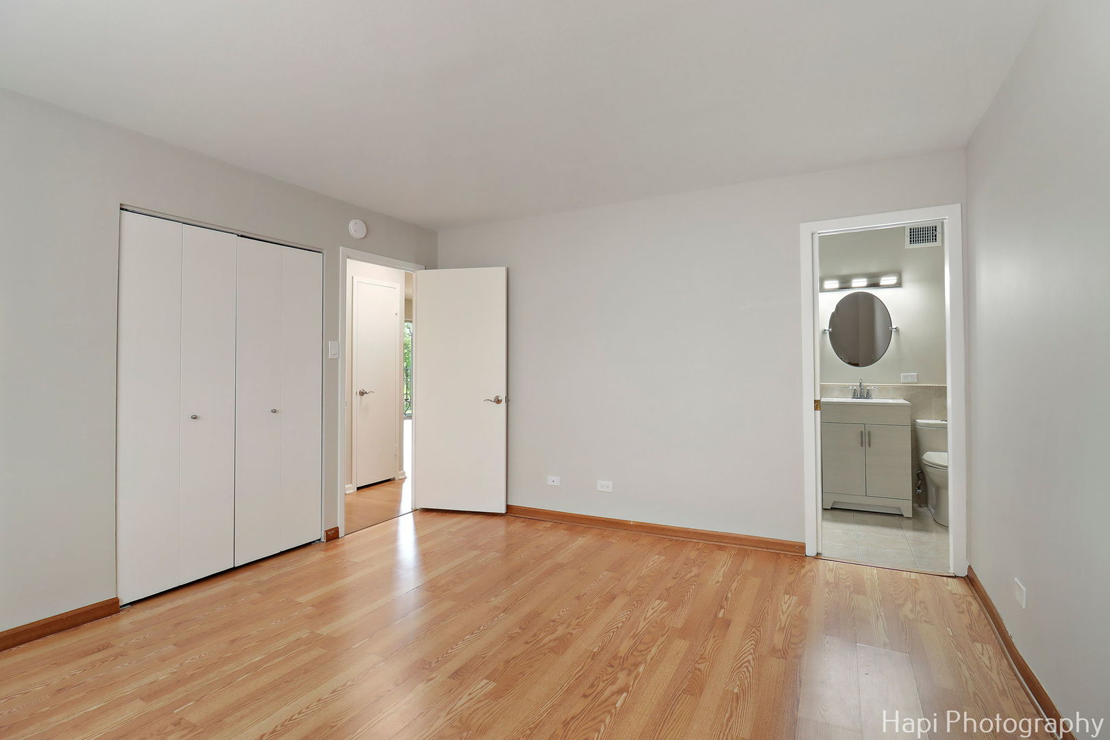 1567 Ridge Avenue, Unit 401 Evanston, IL 60201 - Photo 17 of 27 Gallery Image 17