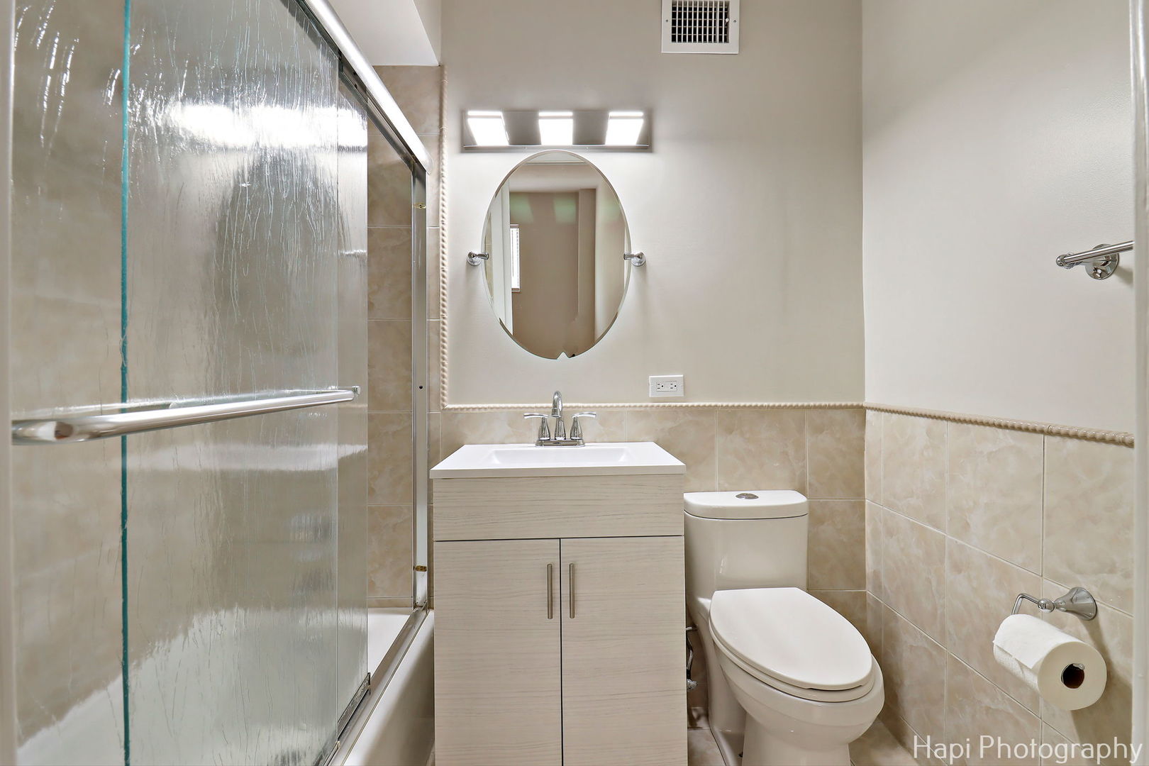 1567 Ridge Avenue, Unit 401 Evanston, IL 60201 - Photo 18 of 27 Gallery Image 18