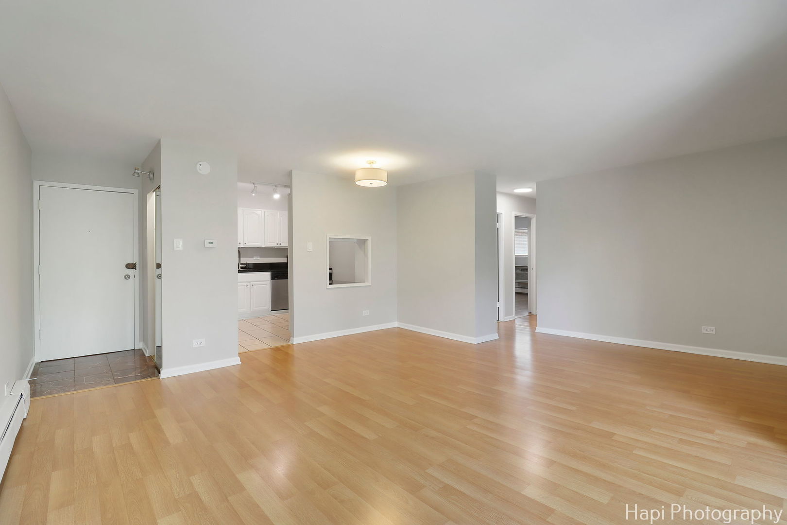 1567 Ridge Avenue, Unit 401 Evanston, IL 60201 - Photo 7 of 27 Gallery Image 7