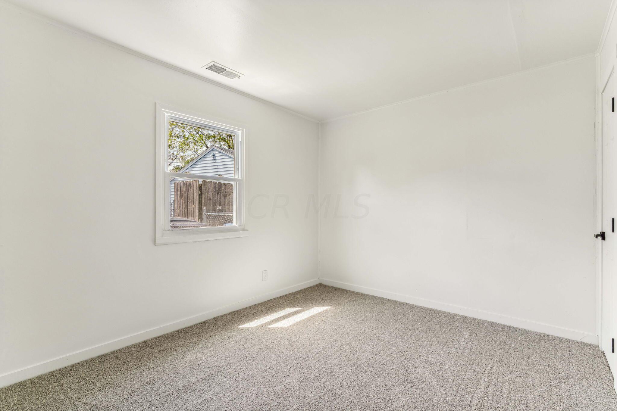 4447 St Rita Lane Columbus, OH 43213 - Photo 7 of 17 RELAX in all new bedroom 1!