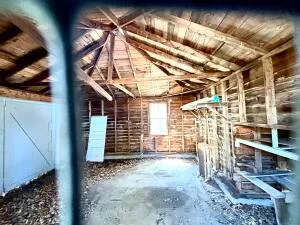 $125,000 | 91 Elm Street, Millinocket, ME 04462