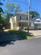 $125,000 | 91 Elm Street, Millinocket, ME 04462