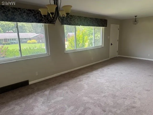 $1,975 | 11817 Helta Drive, St. Louis, MO 63128