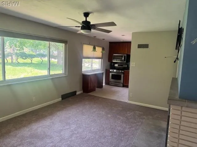 $1,975 | 11817 Helta Drive, St. Louis, MO 63128