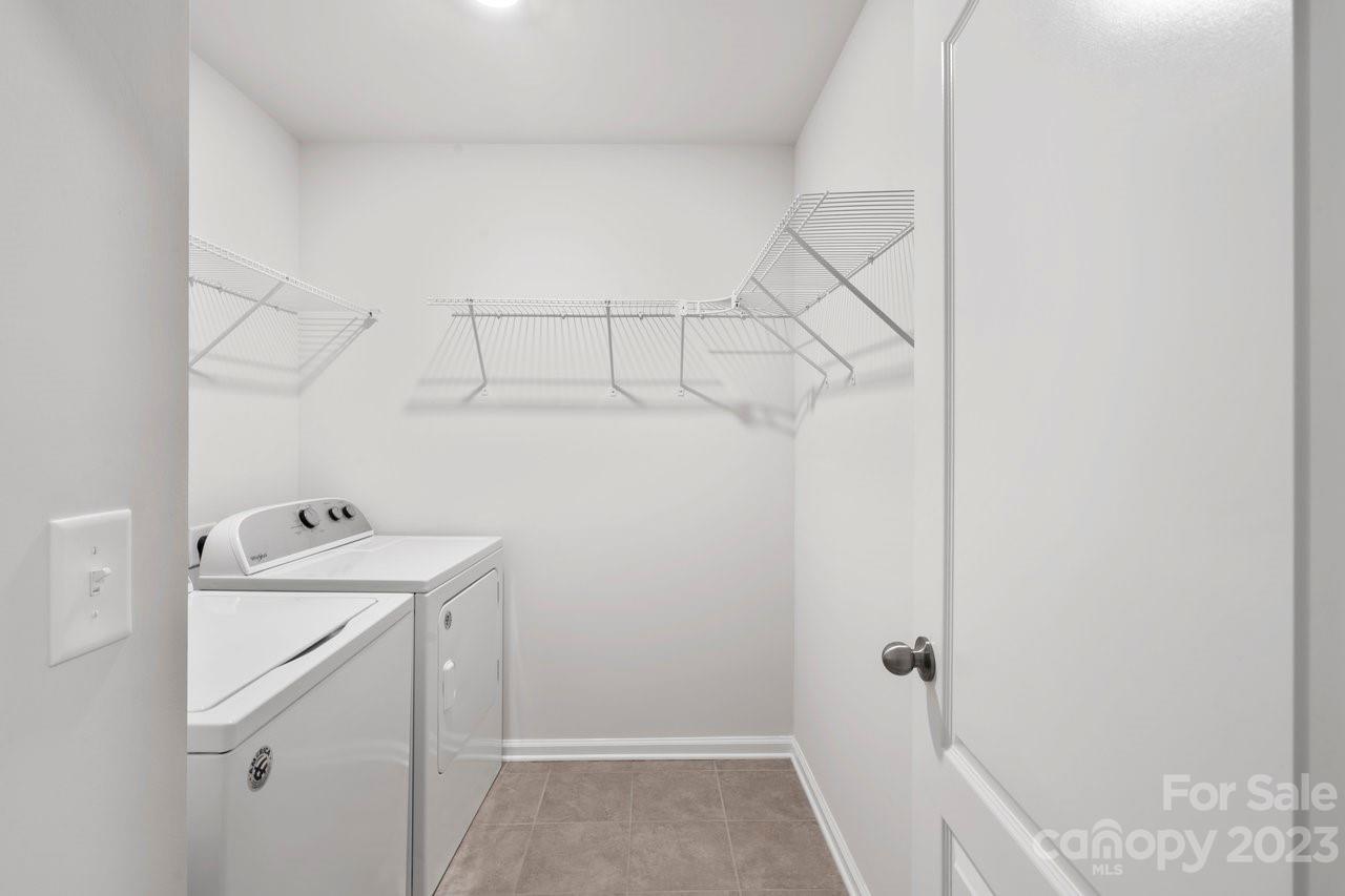 18209 Kalabash Road Charlotte, NC 28278 - Photo 22 of 48 a utility room with dryer and washer