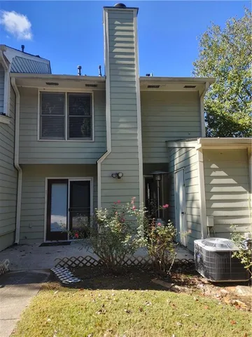 $1,700 | 601 Oakmont Lane, Norcross, GA 30093