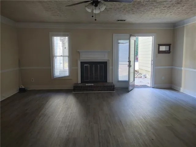 $1,700 | 601 Oakmont Lane, Norcross, GA 30093