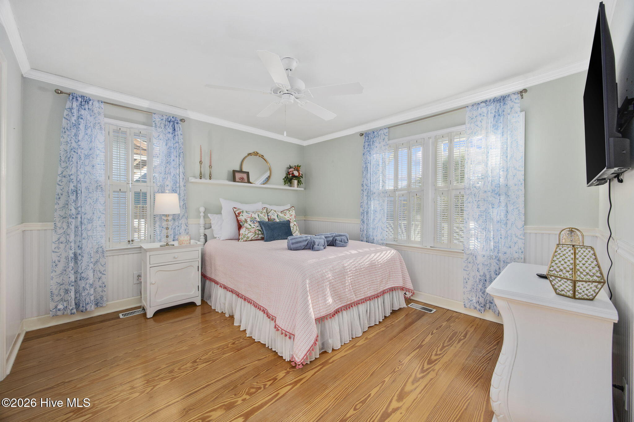 407 35th Street Sunset Beach, NC 28468 - Photo 18 of 55 29-web-or-mls-Full-39