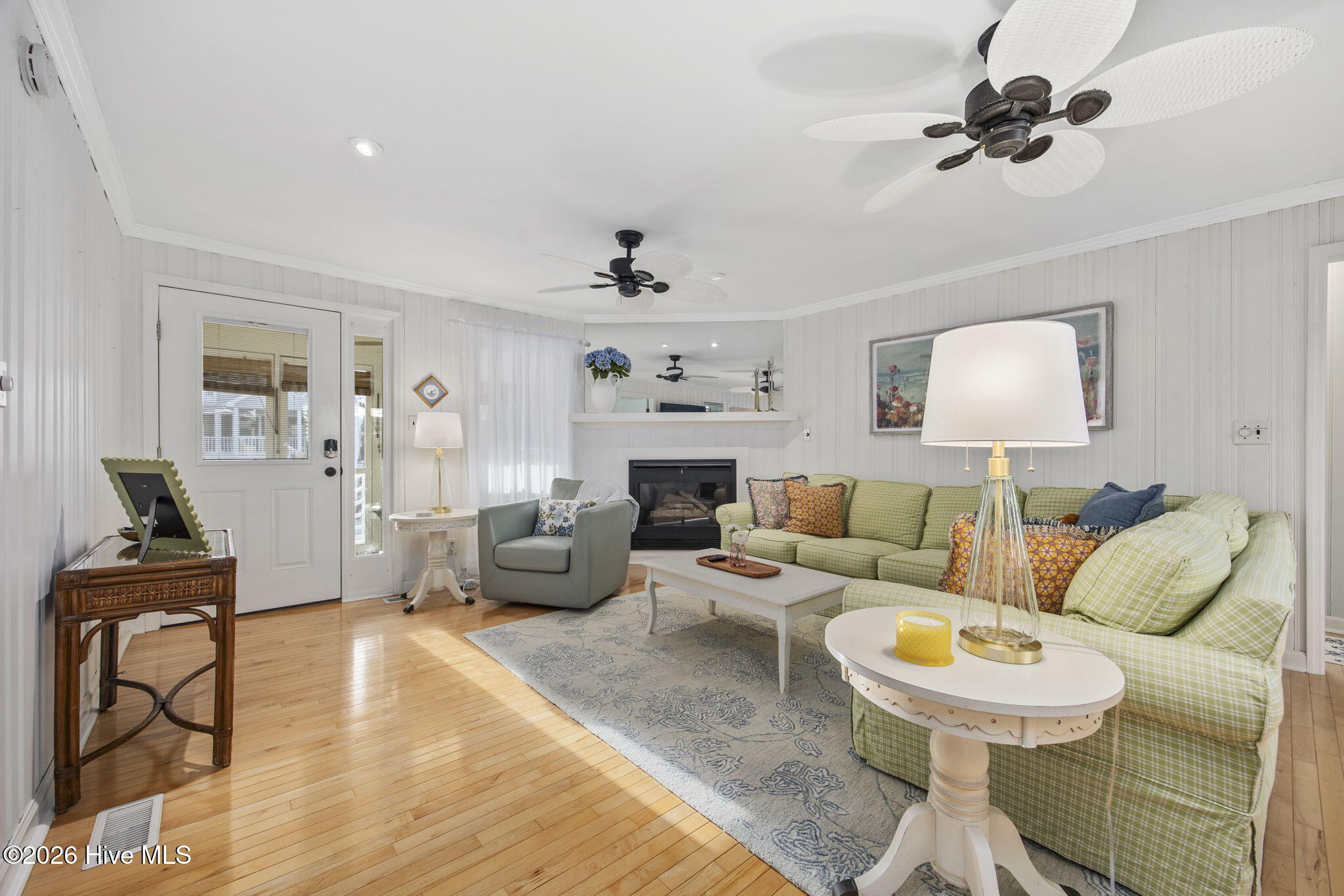 407 35th Street Sunset Beach, NC 28468 - Photo 4 of 55 4-web-or-mls-Full-23