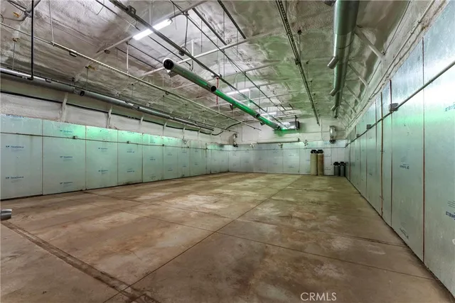 a view of a parking space