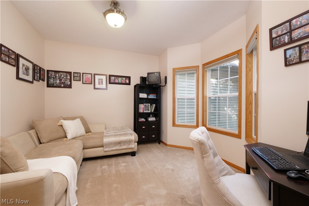 4332 Ridge Crest Drive Akron, OH 44321 - Photo 6 of 35 Gallery Image 6
