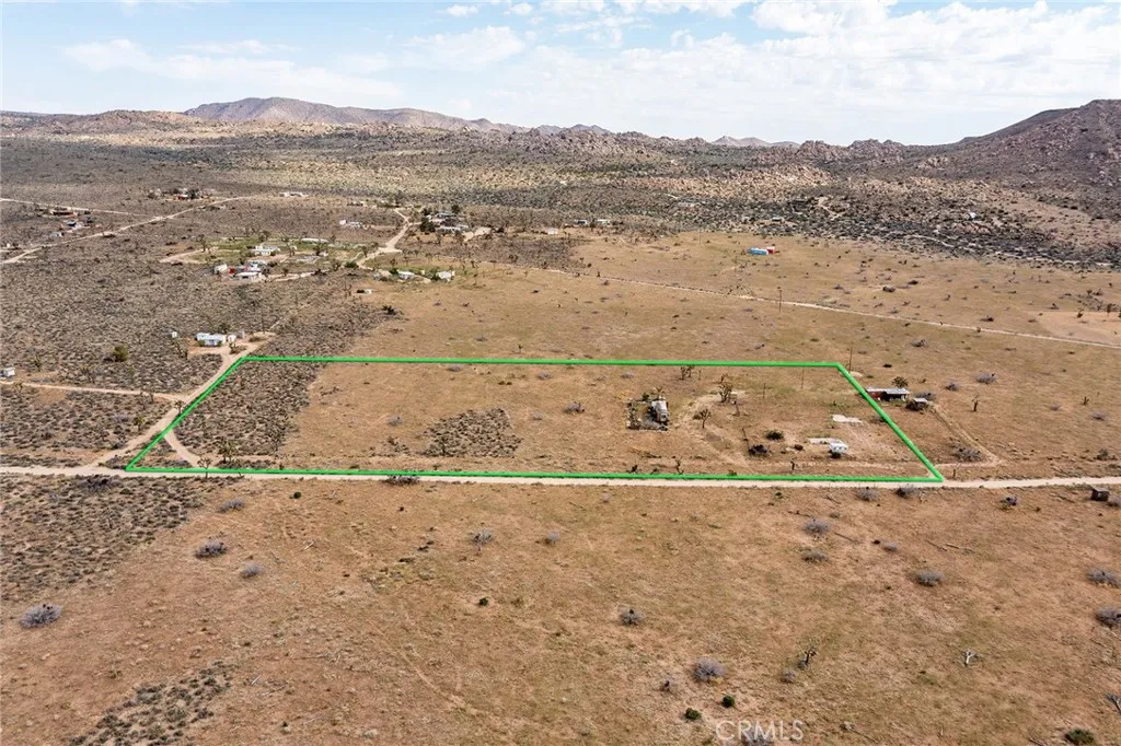 52550 Geronimo Road Pioneertown, CA 92268 - Photo 20 of 24 a view of ocean and mountain