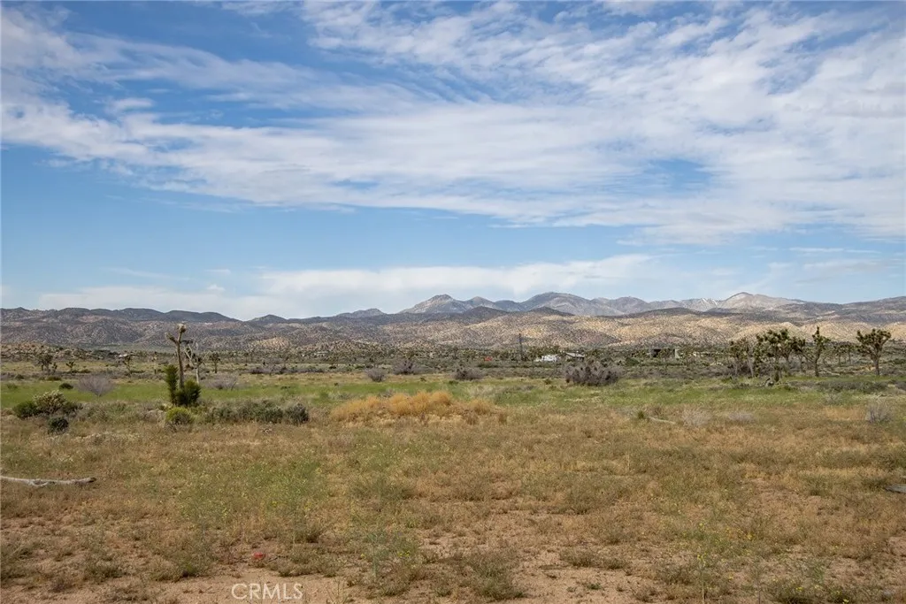 52550 Geronimo Road Pioneertown, CA 92268 - Photo 22 of 24 a view of lake with mountain
