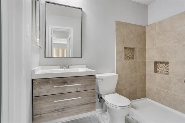 $1,695 | 2912 Manhattan Boulevard, Unit 133, Harvey, LA 70058