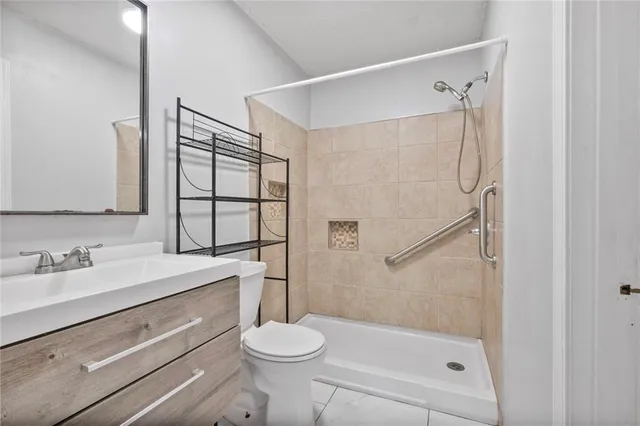 $1,695 | 2912 Manhattan Boulevard, Unit 133, Harvey, LA 70058