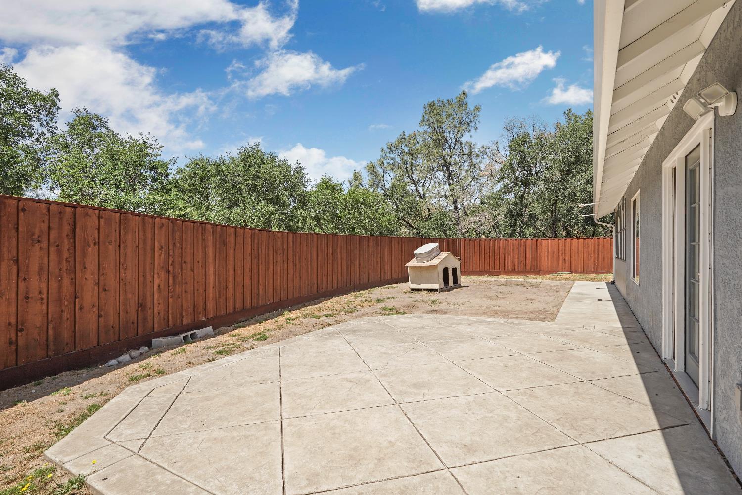 8760 Greer Way Valley Springs, CA 95252 - Photo 38 of 40 a view of backyard with wooden fence