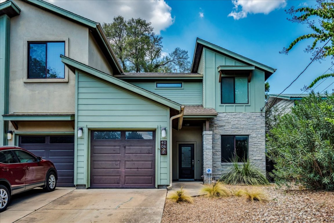 4006 Valley View Road, Unit B Austin, TX 78704 - Photo 25 of 32 front view of a house with a yard