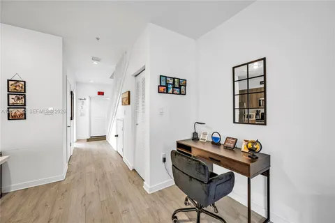 $4,000 | 170 Northwest 158th Street, Unit 2, Miami, FL 33169
