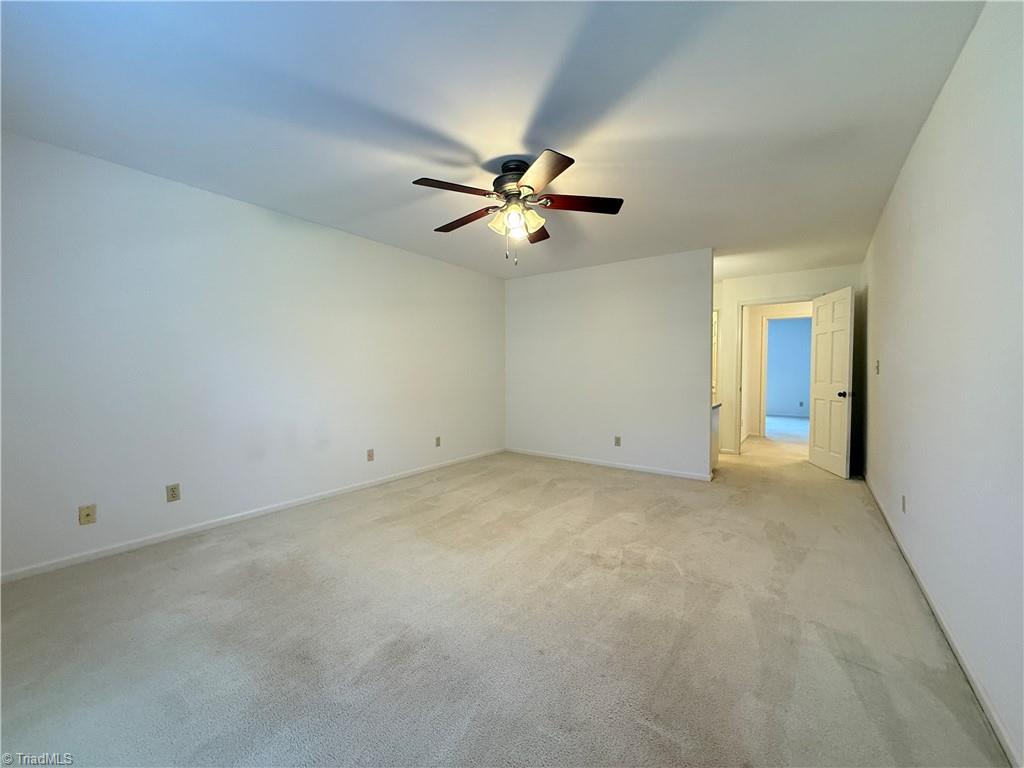2711 Reynolda Road, Unit 2D Winston-Salem, NC 27106 - Photo 8 of 16 Gallery Image 8